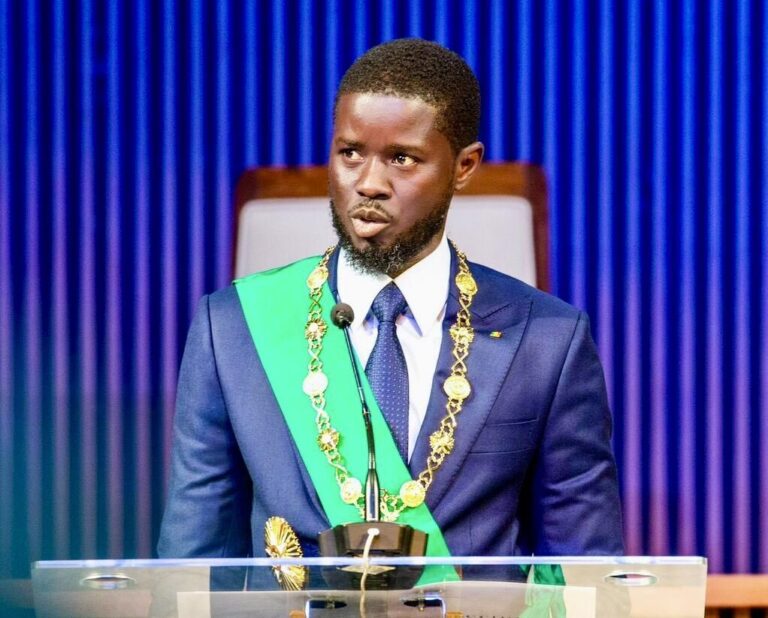 SÉNÉGAL-AN 1 : LES 10 DÉCISIONS PHARES DU PRÉSIDENT BASSIROU DIOMAYE FAYE !